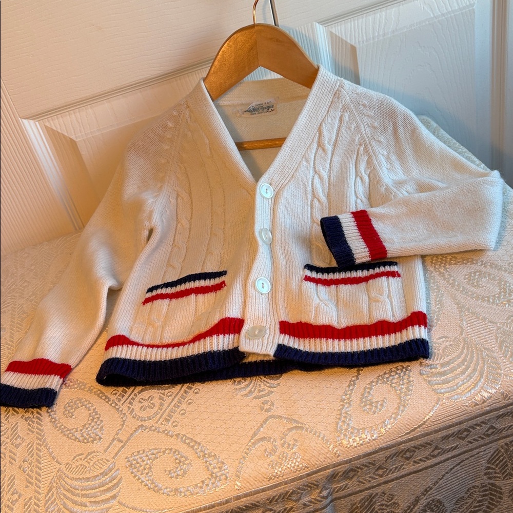 Vintage Saks Boys/Toddler Cardigan 🤍💙❤️ 3T